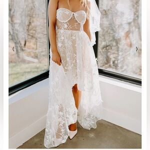 NEW W/ TAGS Bridal Tiered Dress